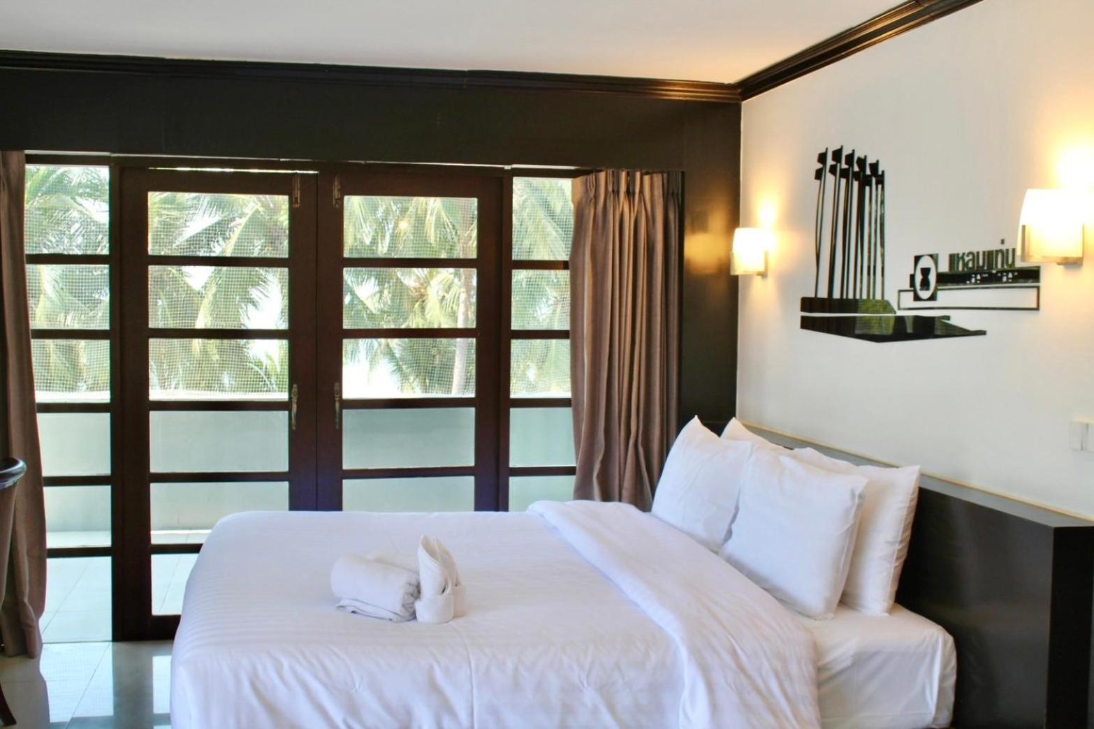 S2 Hotel - Sha Plus Certified Bangsaen Esterno foto