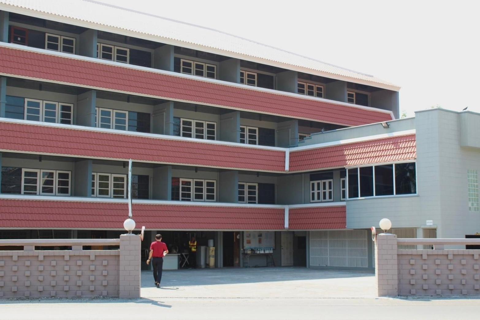 S2 Hotel - Sha Plus Certified Bangsaen Esterno foto