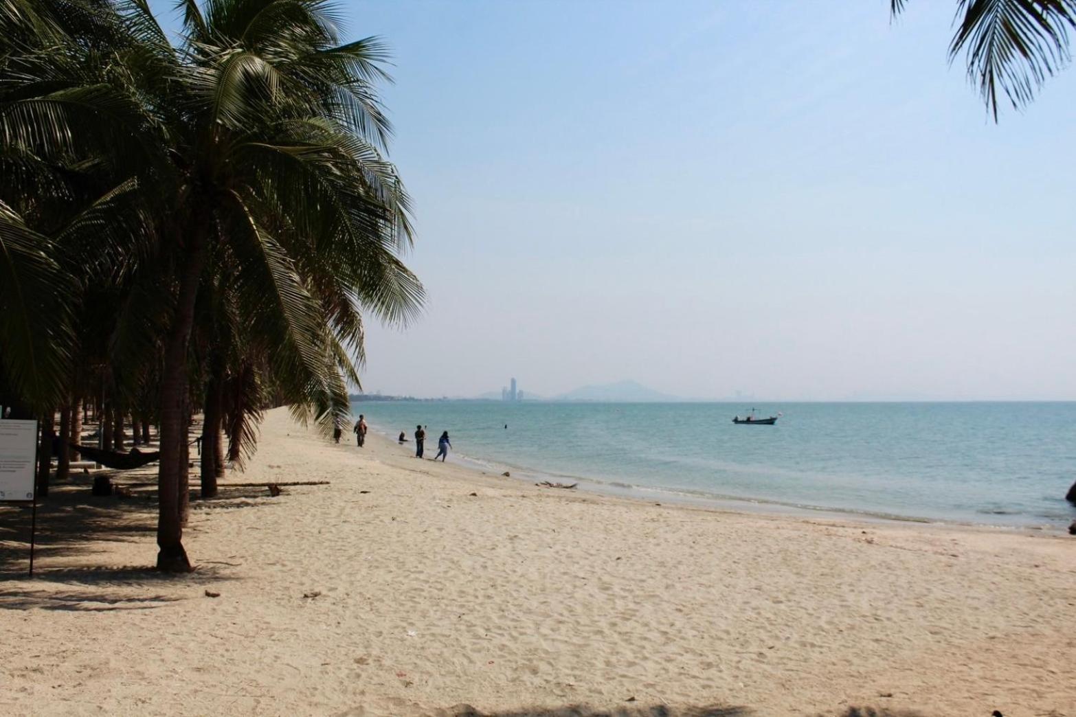S2 Hotel - Sha Plus Certified Bangsaen Esterno foto