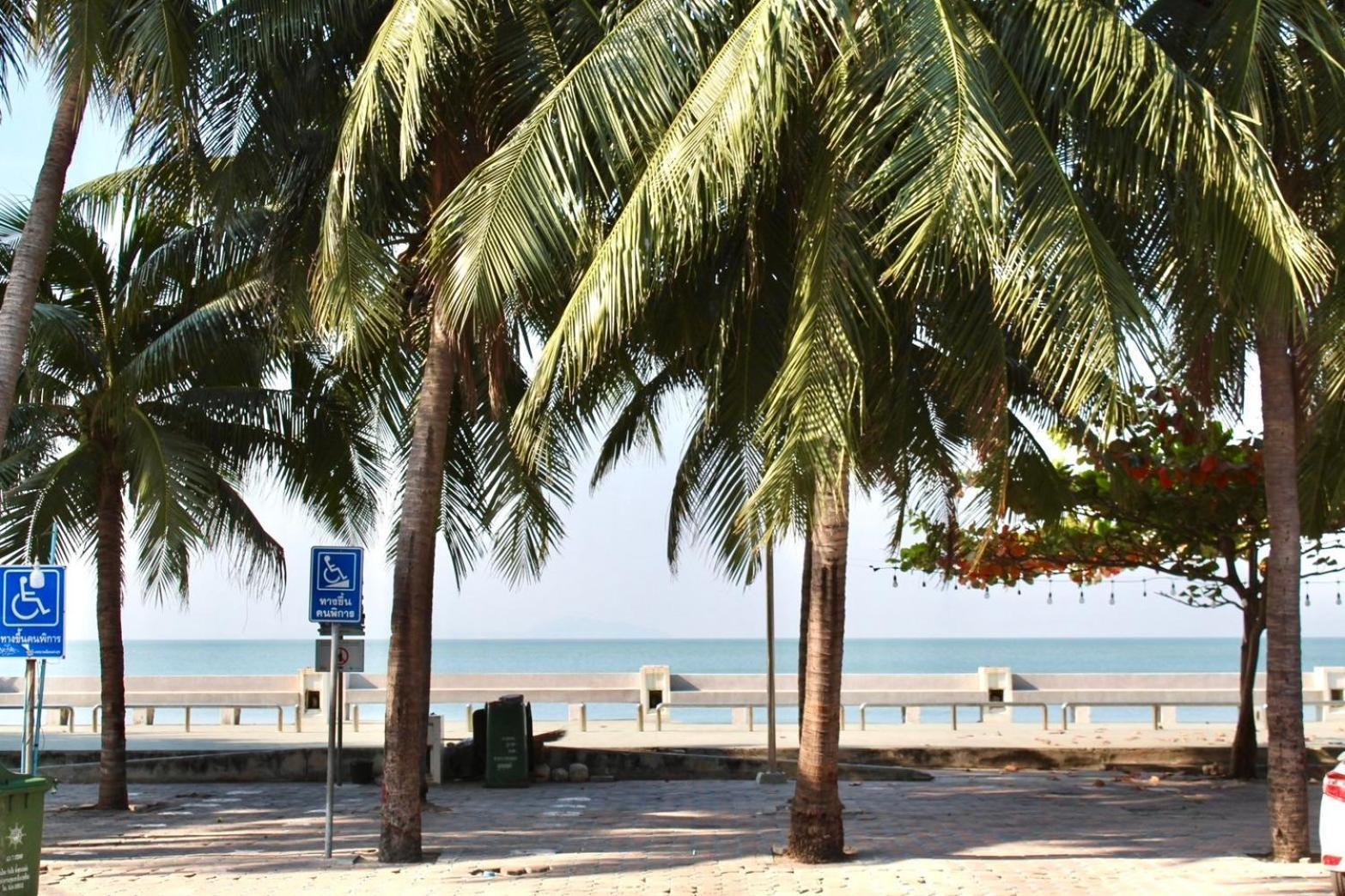 S2 Hotel - Sha Plus Certified Bangsaen Esterno foto
