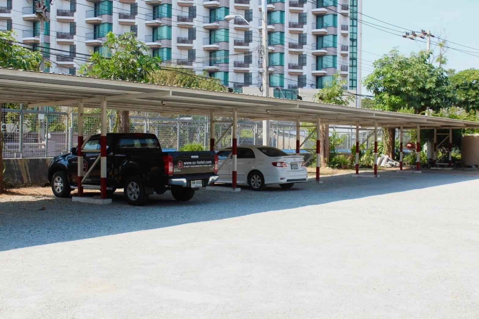 S2 Hotel - Sha Plus Certified Bangsaen Esterno foto